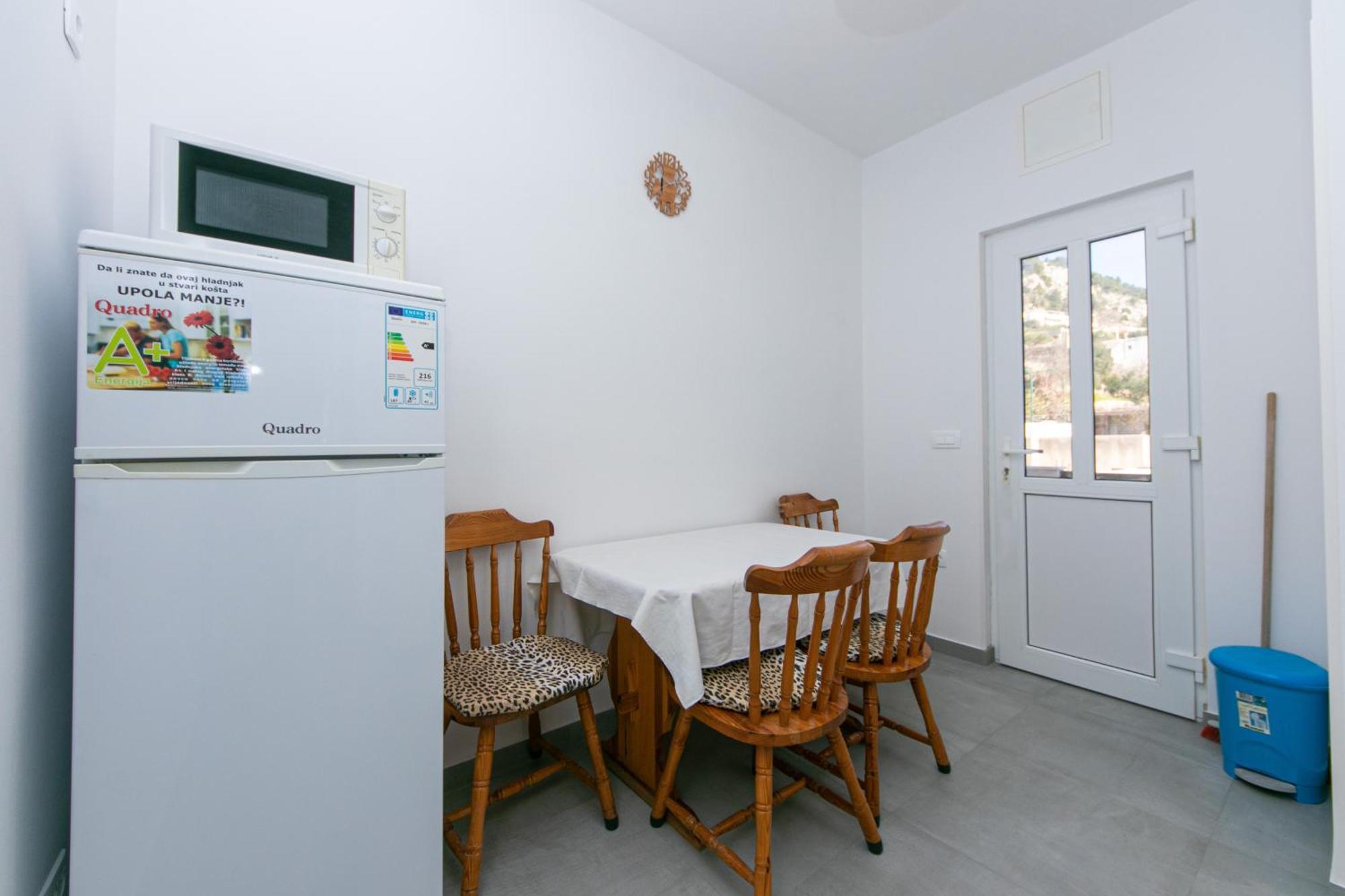 Apartments With A Parking Space Pisak, Omis - 5975 外观 照片