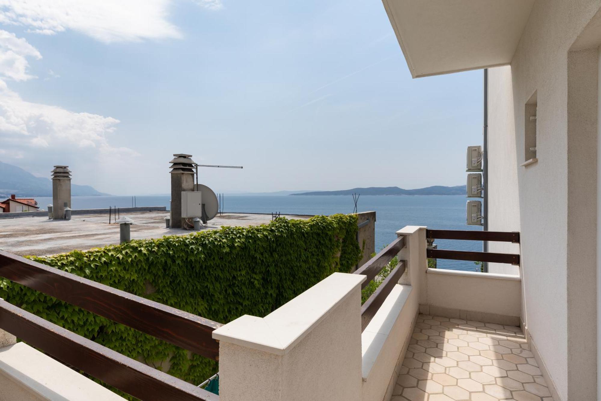 Apartments With A Parking Space Pisak, Omis - 5975 外观 照片